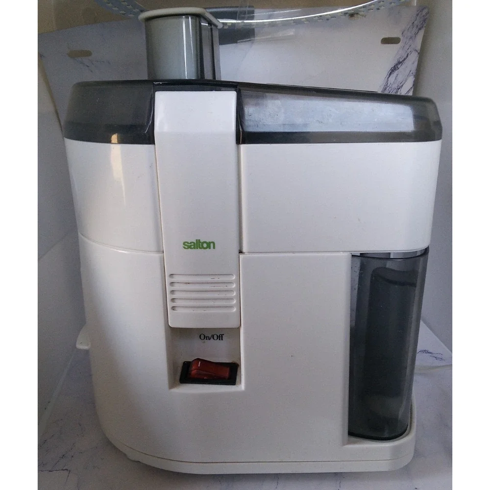 Electric Juicer Machine Salton Model JC-4 Vitamin Bar 2 Junior Tested Powers On